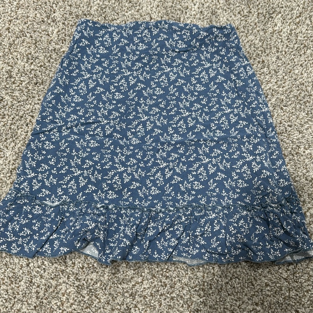 Barely Worn, Brandy Melville mini skirt
